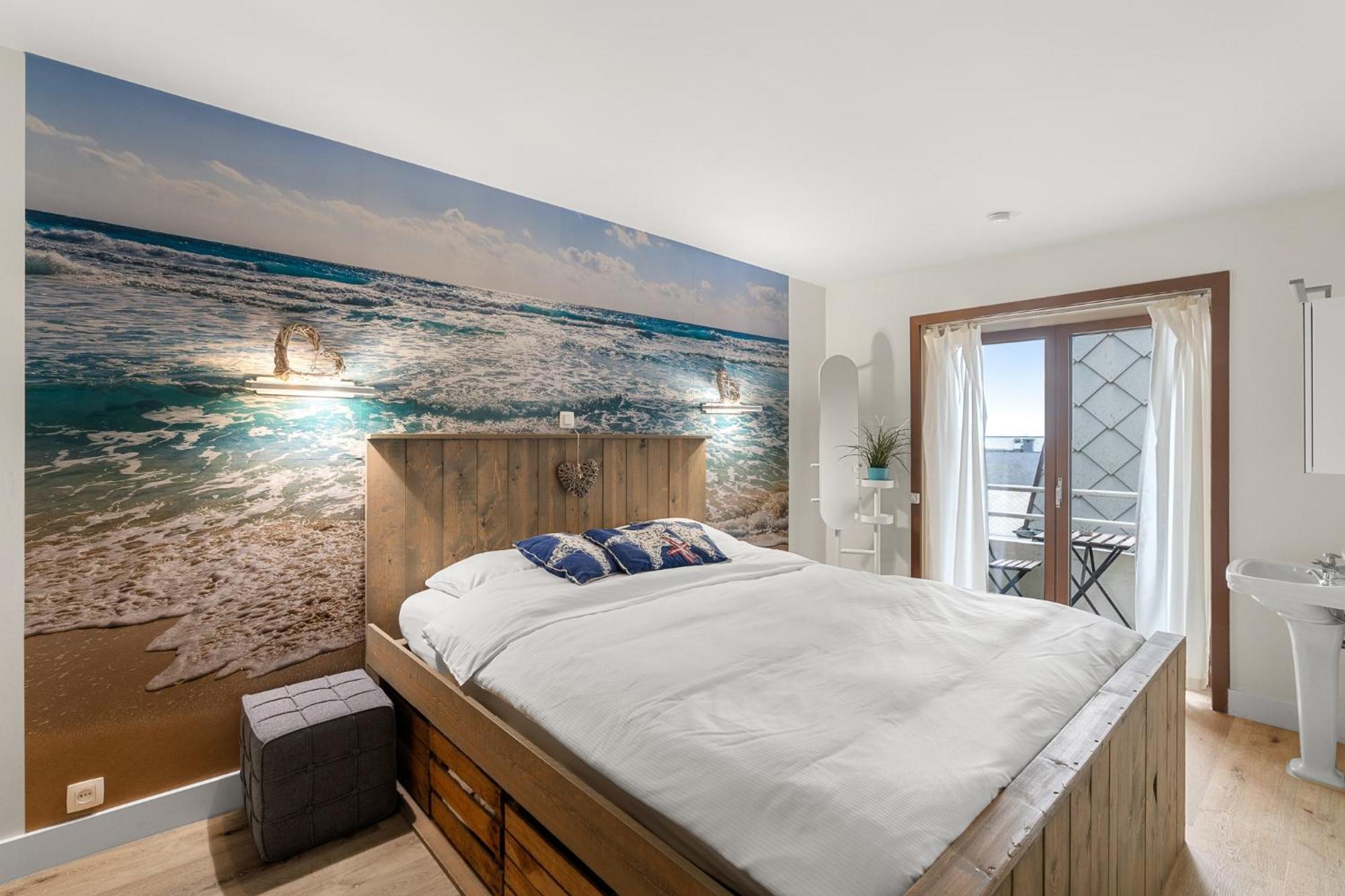 Sharp-vacations Wenduine